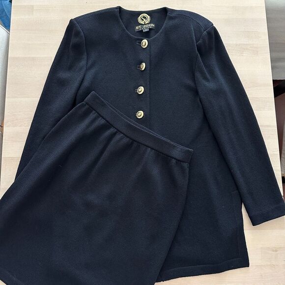 St. John Collection Skirt Suit Womens Small Santana Knit Jacket Blazer 2 pc Set - Picture 8 of 13